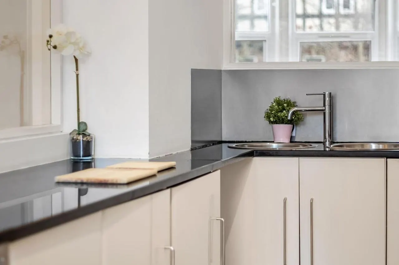 Luxury 2Bed Apartment In Jesmond With Parking!